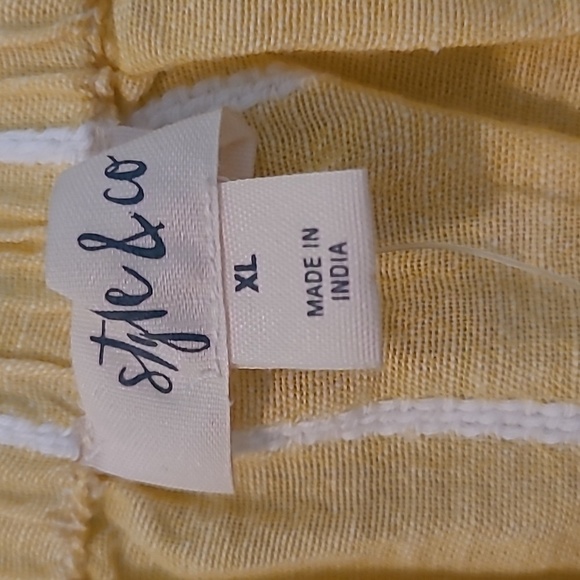 Style&Co Sunflower Yellow White Striped On Off Shoulder Button-up Blouse Top XL - Picture 3 of 11